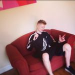 Lee Weller - @leewellerx - Instagram