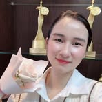 Lee Yoona - Facebook