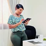 Leezee Talks - @leezeetalks - Instagram