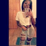 Leeanna Williams - @hey.its.yana - Instagram