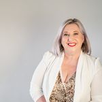 Lee-Anne Bennett Marriage Celebrant - @leeannebennettcivilcelebrant - Instagram