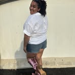 Leia Grow - Facebook