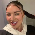 Liya Holmes - Facebook
