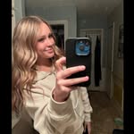 leia - @leiajohnson22 - Instagram