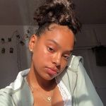 Leigh Abrams - @they_hate_leigh - Instagram