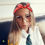 demmie leigh bates - @demmieleighb - Instagram