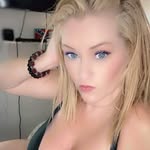 Allyson Leigh Burris - @blue_eyedbabe93 - Instagram