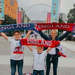 Leighton Holmes - Facebook