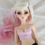 Megan - @leilabelladonna - Instagram