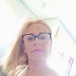Leila Mello - @leilamello858 - Instagram