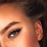 Leila Gaines - @martapelu12 - Instagram