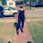 Lele Johnson - @lele3438 - Instagram