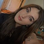 ISABELLE - @isabel.lenbarnes - Instagram