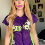 Lena Augustine - @nelesyekk - Instagram