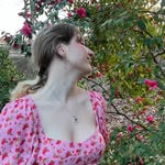 Elena Shapiro - @the_sharpieo - Instagram