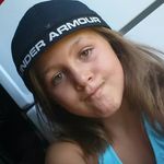Lena Toth - @_milkshakes123 - Instagram