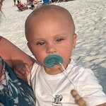 Lennon Thomas - @justcallmepooks - Instagram