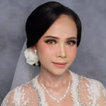 Lenny Sihite (Mom Samuel) - @hirashima_makeup - Instagram