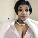 Lenore Doingme Matthews - @laylacollaso - Instagram