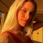 Lenora Castro - @lenora_castrof - Instagram