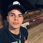 @leoaragon00 - Instagram