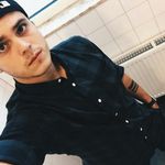 Leo - @leobarter66 - Instagram