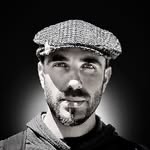 Leo Buendia - @buendiaguitars - Instagram