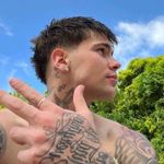 Leo Castle - @leopoldocasttle - Instagram