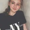 Léa  - @leadesharnais - TikTok