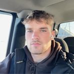 Leo Desharnais - Facebook