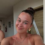 Léonie Houle - @_leoniehoule - Instagram