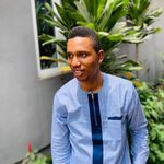 Leo Kelly - @leokellybrownnosa - Instagram