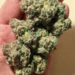 Leo Márquez Seúl - @leo_mucha_weed - Instagram