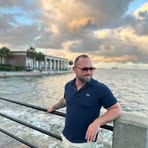 Leo Poe - Facebook