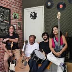 Léo Poeta & Os Villões - @leopoetaeosvilloes - Instagram