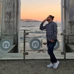 Léo Reeves - @leo_atef - Instagram