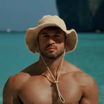 Leo - @leorocha_ldn - Instagram