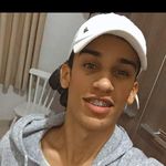 @leoshields22 - Instagram