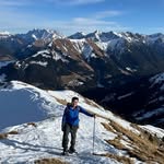 Leo Shum - @leoleoshummmmmm - Instagram