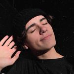 Leo Reyes Strickland - @leo_rstrk - Instagram