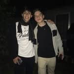 Leon Bustos - @leon.bustos.5 - Instagram