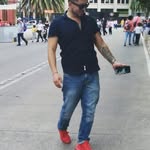 Sebastian Bustos - @leon_bustos - Instagram