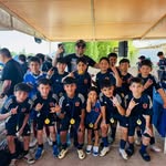 ESC. OFICIAL  UDECHILE CHILLAN LEON AZUL - @filialudechilechillanleon - Instagram