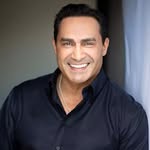 Dr León Dennis - @leondennis_06 - Instagram