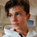 @leo_ndubois - Instagram