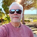 Leon Lefebvre - Facebook