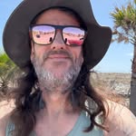 Leon Nichols - @martinez.ramonde - Instagram