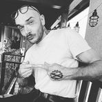 Léon Petit - Facebook