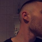Leon Scherer - @loungs_leon - Instagram