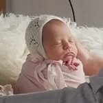 Leona Drew - @leona_lilpoopsie - Instagram